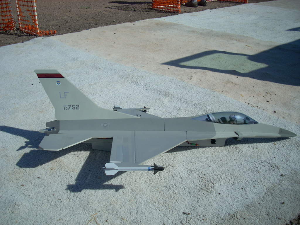 F16 rc shop plane